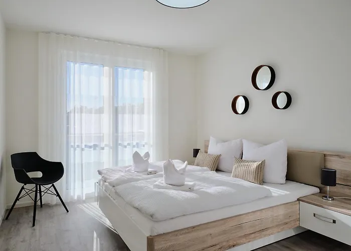 B14 Mit Südbalkon&nutzung Der Wellness-&aktivbereiche Im Pine Hill Apartment Zirchow